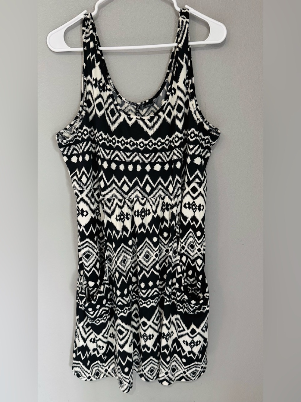 Pacific Beach White and Black Geometric Print Tank Dress - Womens Size 3X